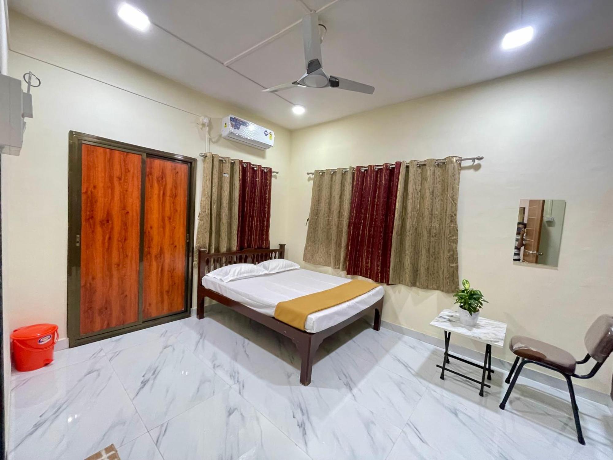 Shubham Homestay Chiplun Exterior photo